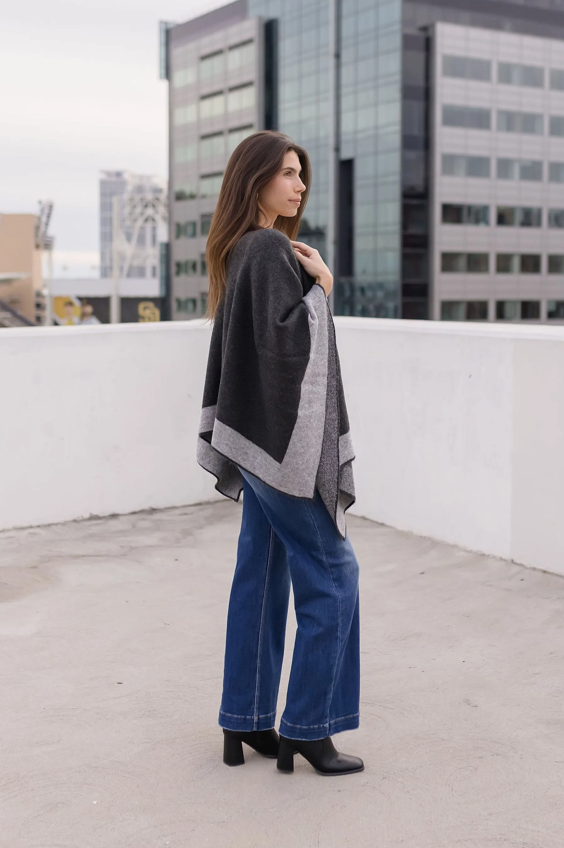 Phoenix Color Block Open Front Cardigan Black