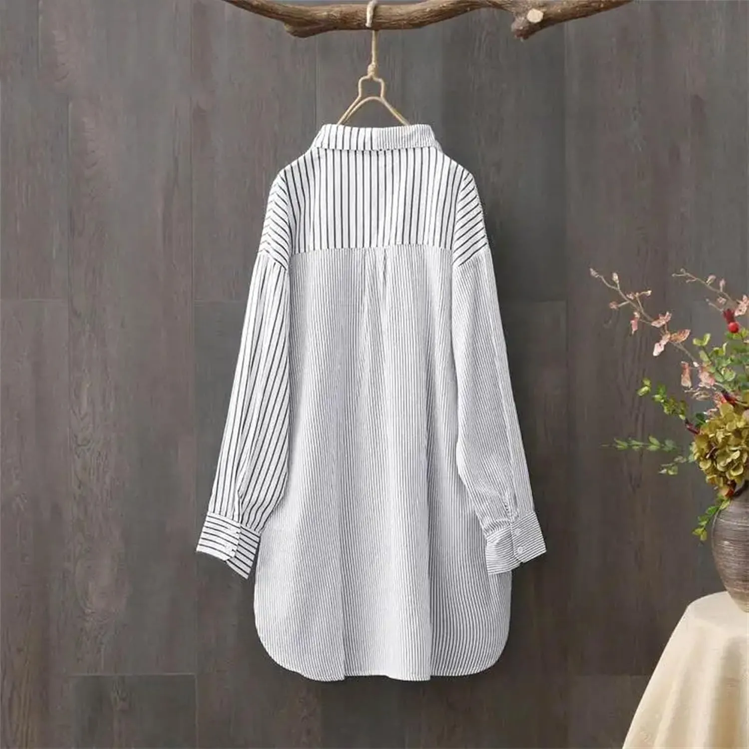 Women's Relaxed Fit Button Down Shirt Plus Size Asymmetrical Oversized Boyfriend Shirts with Pockets High-Low Hem Blouse